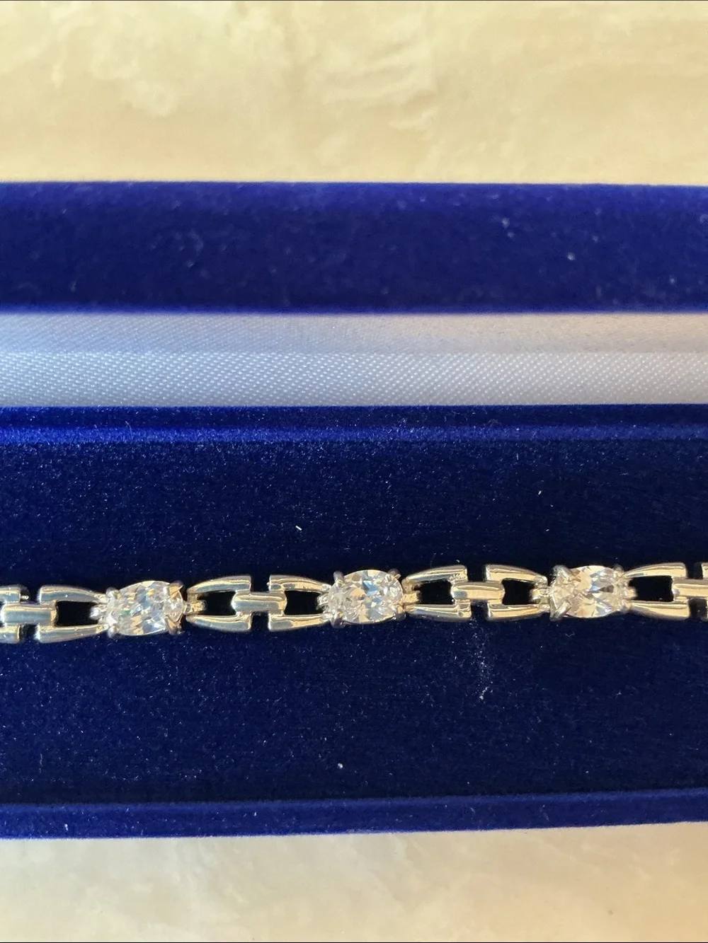 N/A elegant silver